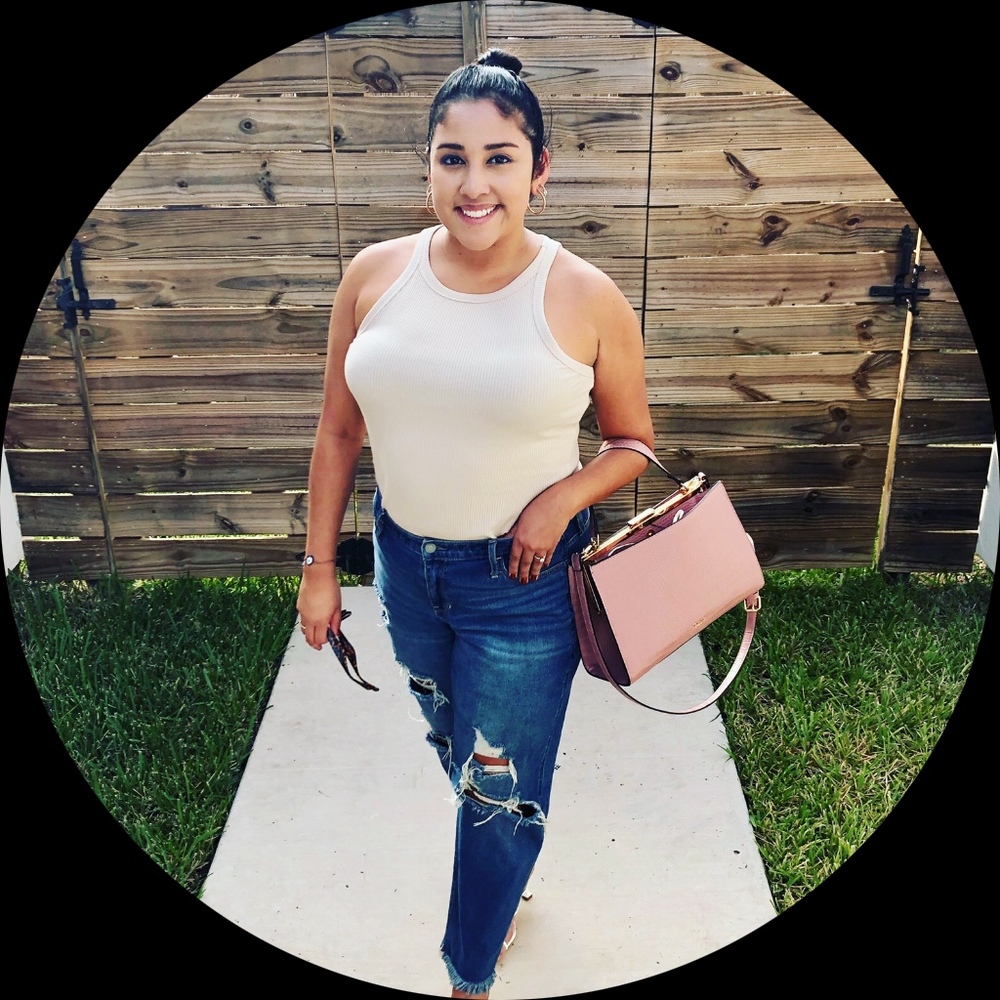 Meet your Posher, Marisa